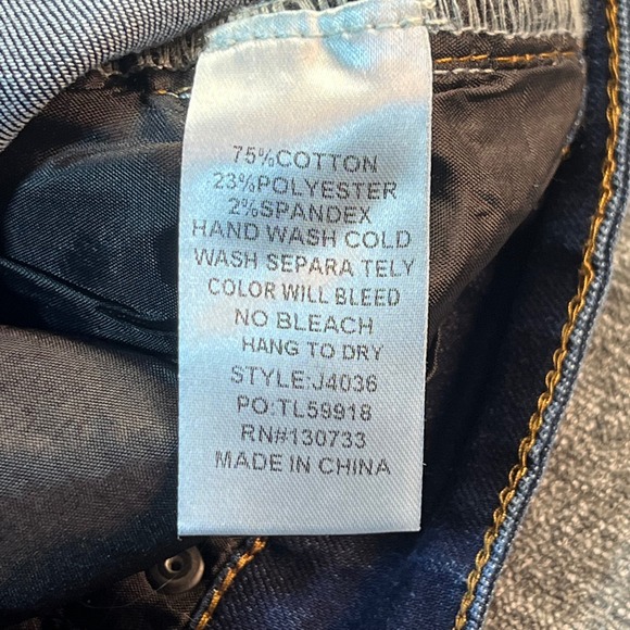 Bad‎ Little Country Girl Ultra Skinny Jeans Dark Wash Distressed Raw Hem - Picture 4 of 7